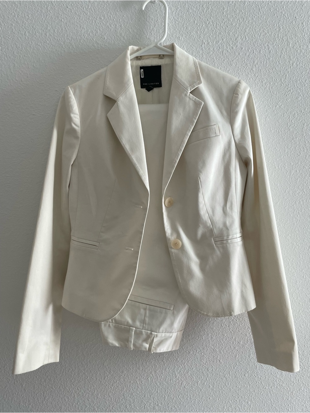 The Limited Cream Women's Tailored Blazer and Pants suit